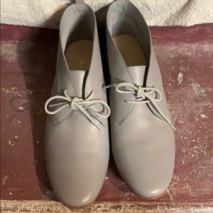 Cole Hassan leather shoes